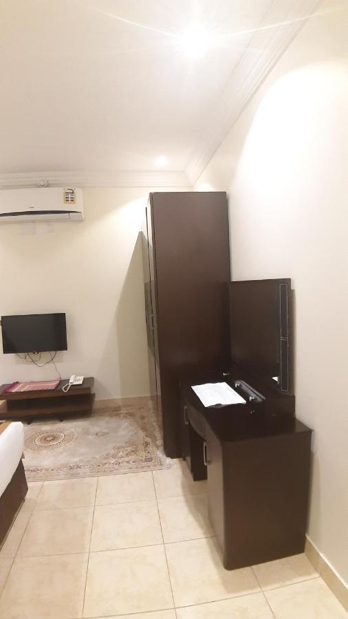 Al Rawda - Hotel Tabuk Exteriör bild
